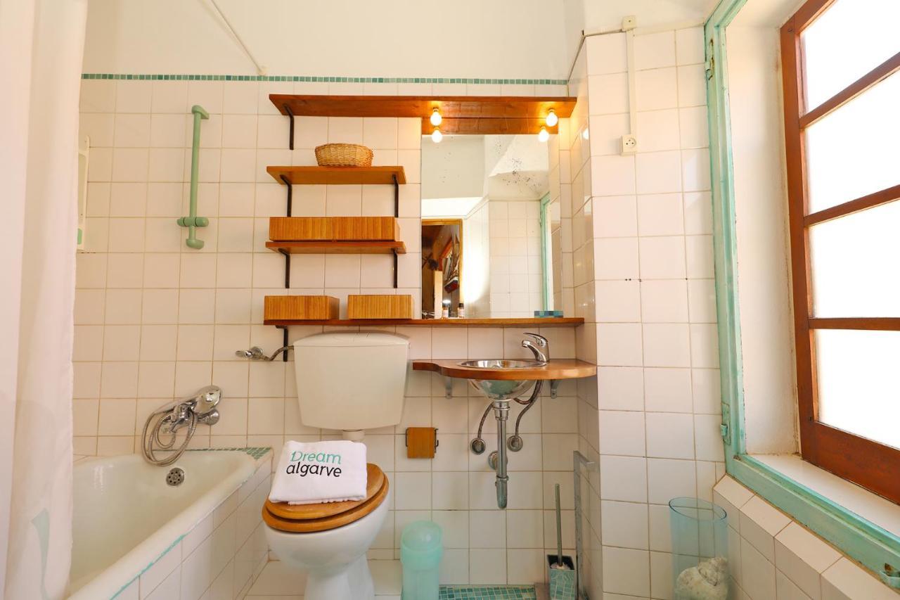 B10 - Rua Do Canal 2 Bed Apartment ラゴス エクステリア 写真