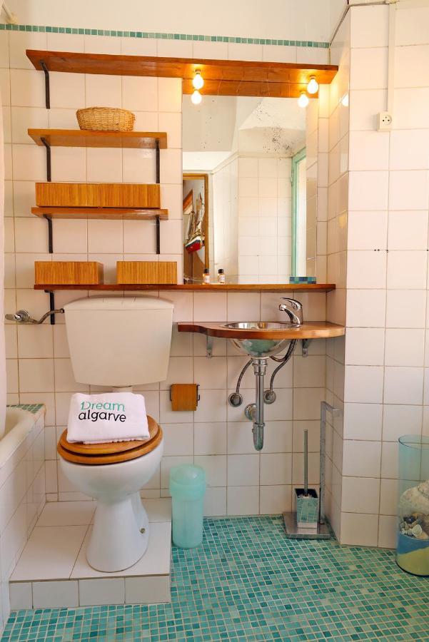 B10 - Rua Do Canal 2 Bed Apartment ラゴス エクステリア 写真